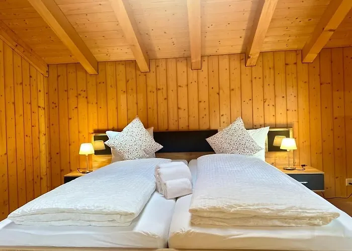 With Scenic Valley & Mountain Views * Lütschenthal