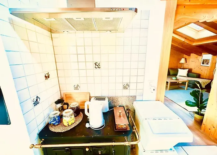 With Scenic Valley & Mountain Views * Lütschenthal