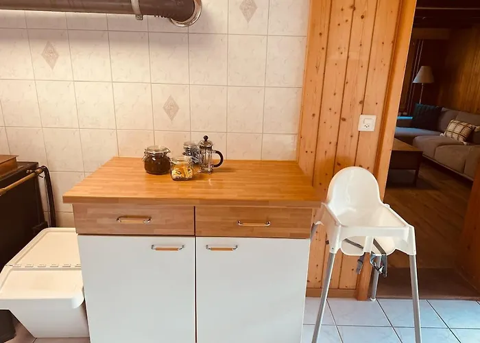 With Scenic Valley & Mountain Views Feriehus *